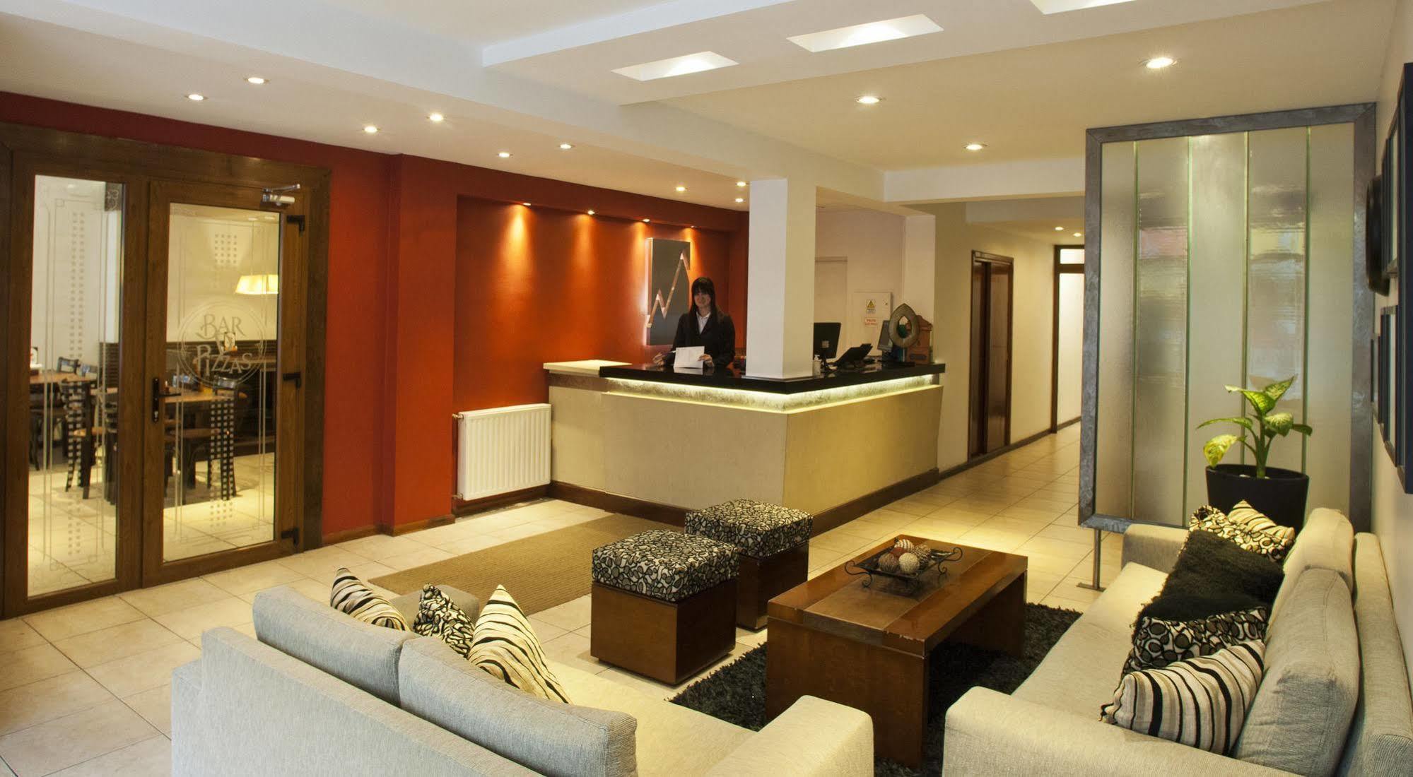 Hotel De Los Andes อูซัวยา ภายนอก รูปภาพ